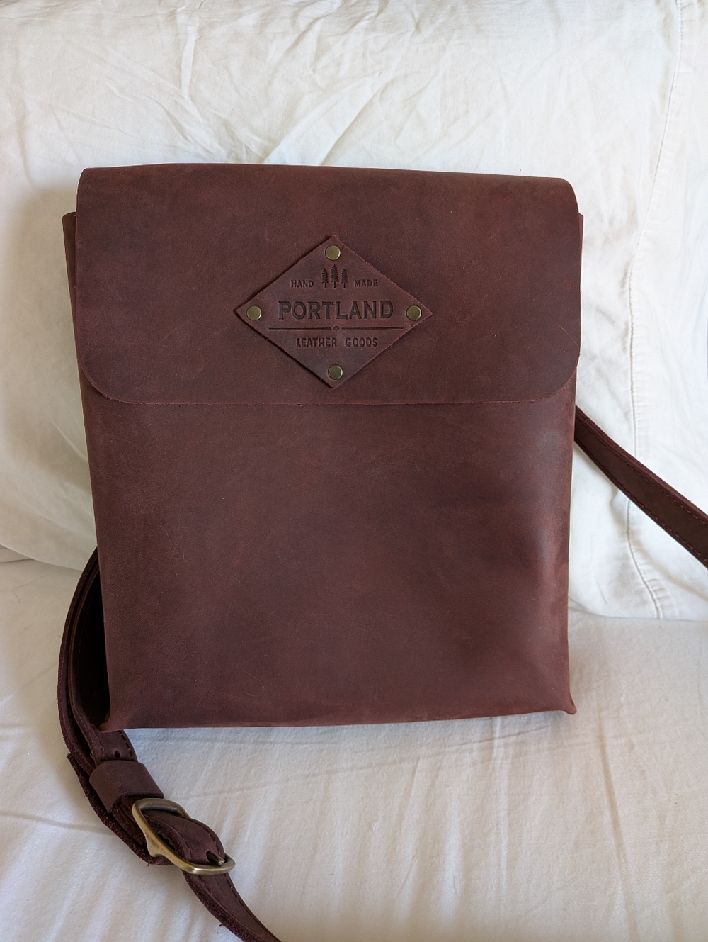 Portland Leather Merlot Hawkeye